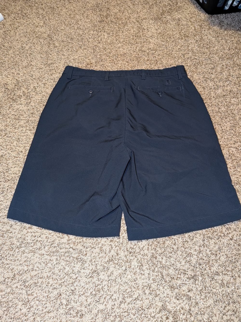 Men's Classic Navy Performance Golf Shorts